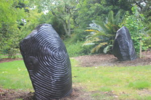 Anton Forde Sculpture - Tūhononga (Stand in many connections)